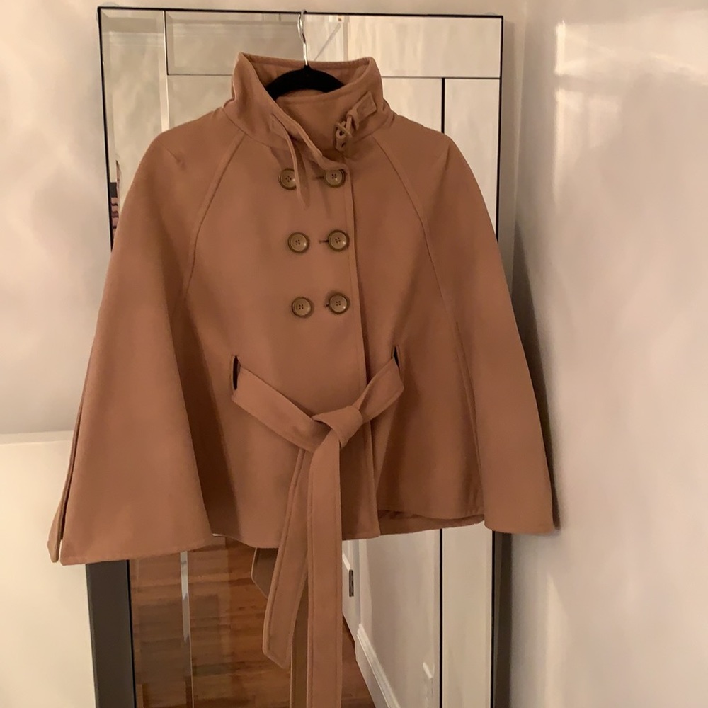NEW YORK & COMPANY Cape Coat